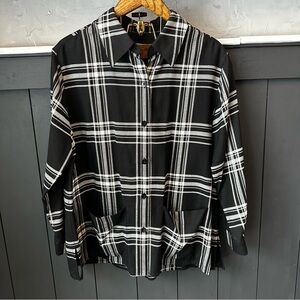 Liz Claiborne Women’s Black and White Button Down Tunic Jacket Top Size 1X‎